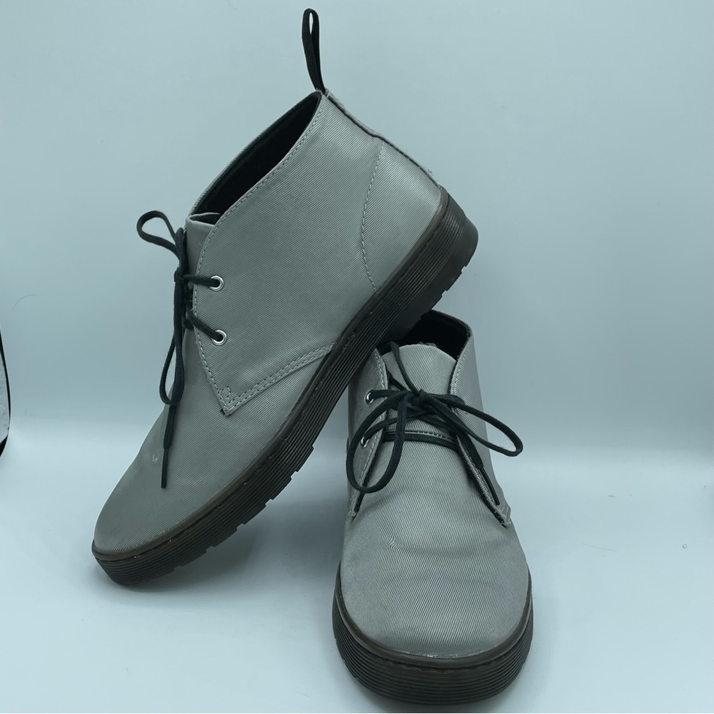 Dr Doc Martens Women's Daytona Boots Size
9 Silver Nylon Lace Up Chukka Bootie